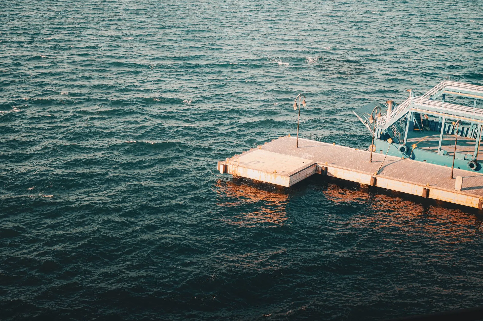 Docker Compose para desenvolvedores — Foto profissional grátis de @exterior, à beira-mar, água